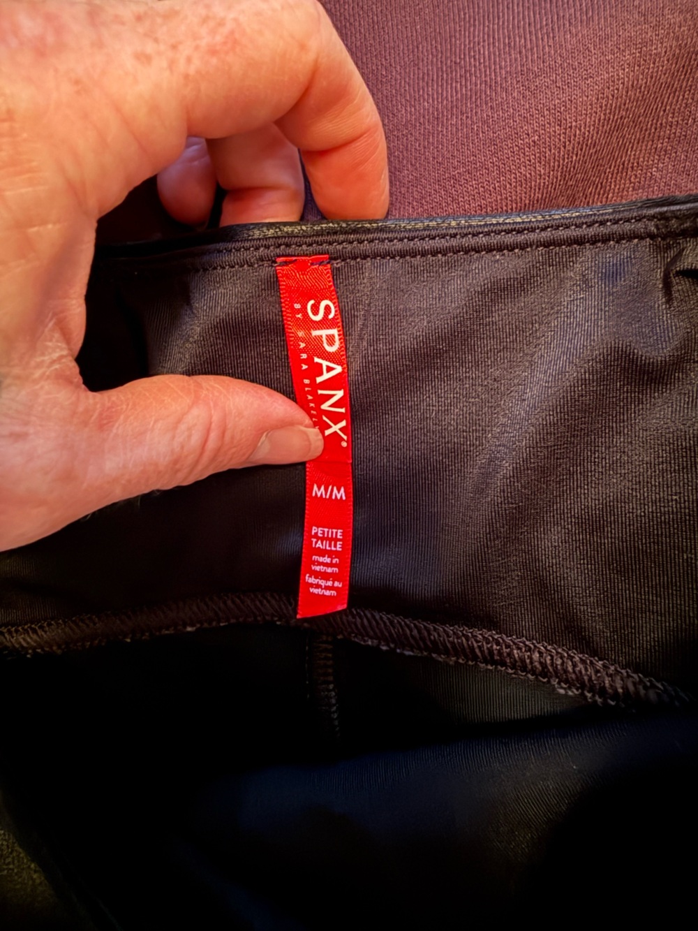SPANX Black Leggings with Red Logo Tag - Picture 3 of 3